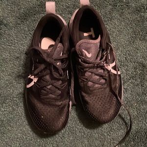 Nike trail women’s shoes size 5.5 good for running and cross country